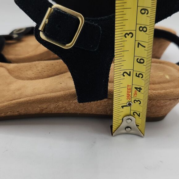 Koolaburra by UGG Women's Leira Black and Tan Heeled Sandals with Gold Accents - Picture 8 of 9